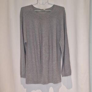 MM. Lafleur Light Gray Long Sleeve Crewneck Longlined Top Size L